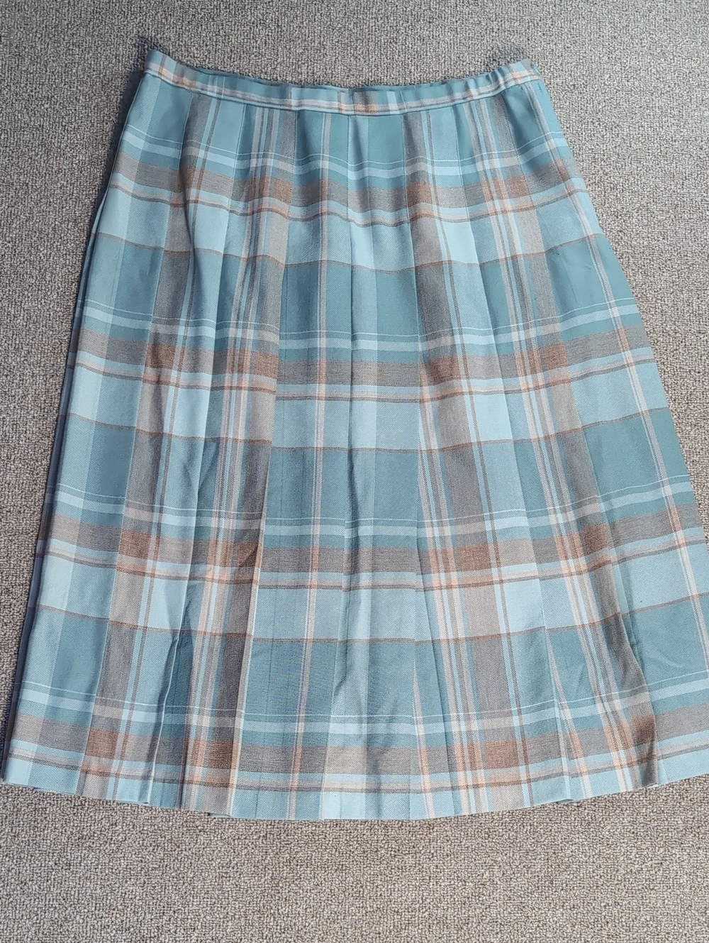 Vintage Pendleton Pleated Skirt Teal/Tan Plaid Wool Made in the USA Size 18 - Picture 2 of 10